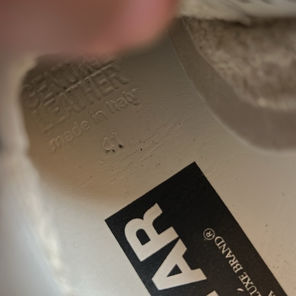 Golden Goose Gray Mid Star Shoes with Silver Glitter Laces - Picture 8 of 16